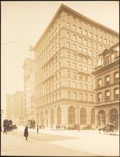 [Fifth Avenue and 44th Street.]