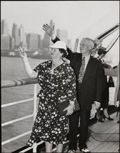 [Al Smith and his wife (neé Catherine Ann Dunn) arriving home from Europe.]