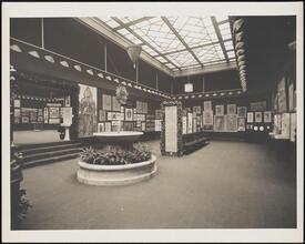 [Art gallery. Interior.]
