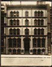 [52 Wall Street.]