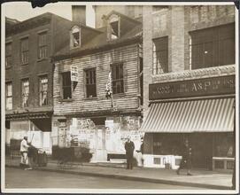 [309 Bleecker Street]