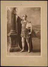 [Franklin Ritchie as Vincius in "Quo Vadis".]