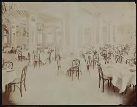 Restaurants, Fifth Avenue Restaurant.