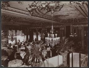 Hotel Savoy, Fifth Ave. & 59th Street.