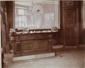 Bar: E. R. Wessels.
