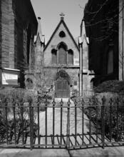 [Side entrance to First Unitarian Church.]