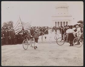 Bicycling, Evening Telegram Parade.