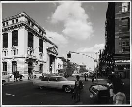 [Looking north on Bowery from Grand Street.]