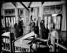 "El" Station: Sixth and Ninth Avenue Lines, Downtown Side