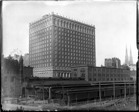 Ritz-Carlton Hotel