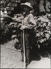 Ira Estes, gardener. Casa Genotta.