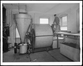 Franklin Street and Greenwich Street. B. Fischer and Co. Factory, tea mixing machine.