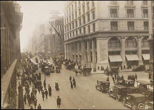 [5th Avenue and 34th Street.]