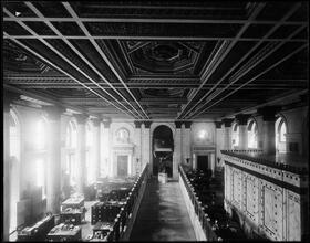 Main office in the New York Life Insurance Company building.