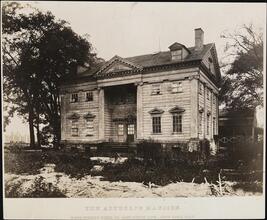 The Apthorpe Mansion.