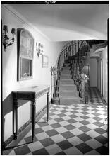 Mrs. Edgar Leonard [residence]. Entrance hall.