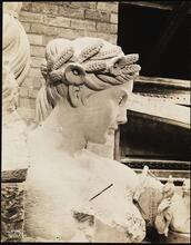 [New York Central Building.]