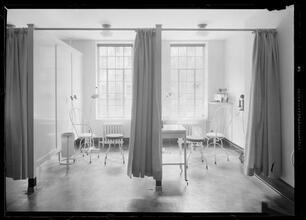 New York Opthalmic Hospital and Post Graduate School. Ear Clinic.