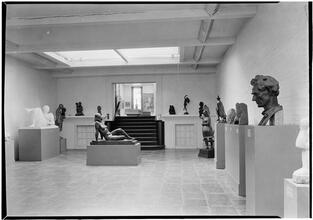 Whitney Museum of Modern Art. Gallery 4 to steps.