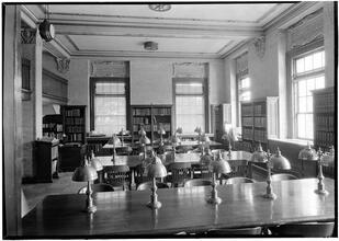 Queensboro Public Library, Central Library. Reference reading room.