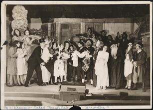 ["My Maidela's Wedding" performed in Warsaw by Itzik Feld and Company.]