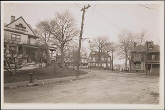 [North Oak Drive].