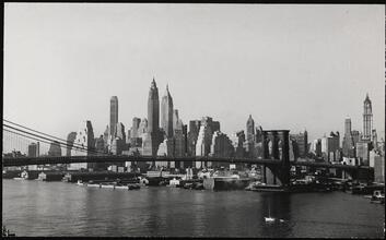 [New York skyline from Manhattan Bridge.]