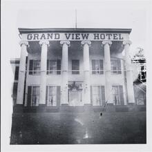 [Grand View Hotel.]