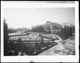 Sunken gardens, north approach.
