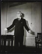 He Sells Success - Dale Carnegie [Dale Carnegie teaching a public speaking class.]
