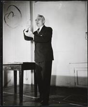 He Sells Success - Dale Carnegie [Dale Carnegie teaching a public speaking class.]