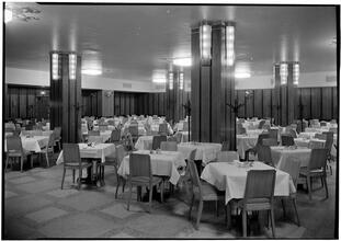 Broadmoor Restaurant. General view of Grille.