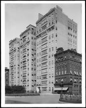 76th Street at the S.E. corner of Park Avenue. General exterior.