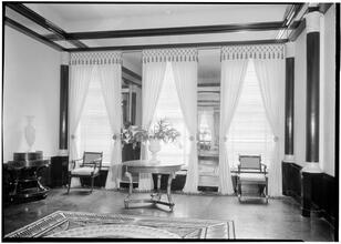 Elsie Cobb Wilson, Inc. Black and white room. General view of windows.