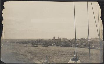 [New York from Brooklyn Bridge.]