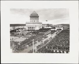 [Aerial view of parade for the dedication of Grant's Tomb.]