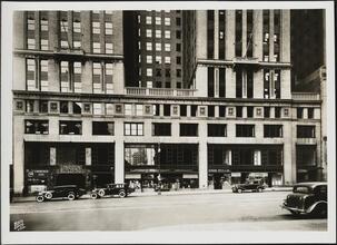 60 East 42nd Street. Lincoln building. View of lower stories