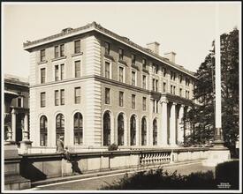 Columbia University. School of Business