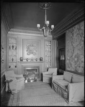 7 East 61st Street. John T. Pratt residence, breakfast room.