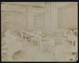 Restaurants, Fifth Avenue Restaurant.