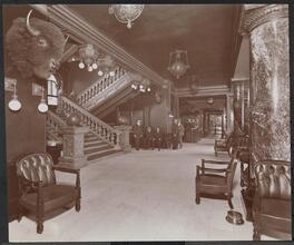 Hotel Park Avenue, 32nd and 33rd Street.