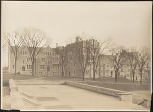 [Unidentified building.]