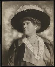 Portrait, Clarke, Manager, for David Belasco and Lady Friend (Gresham).
