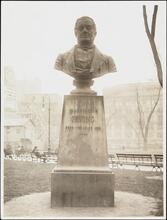 [Bust of Washington Irving in Bryant Park.]