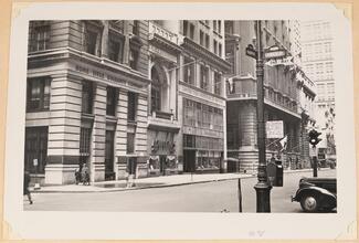 Both Sides of Broadway from Bowling Green to Worth Street [Broadway and Cedar Street.]