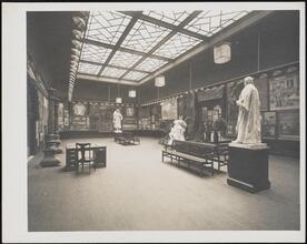 [Art gallery. Interior.]
