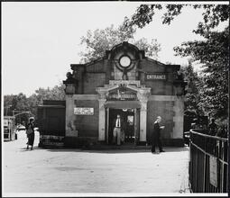 [The Old Control House, Bowling Green subway station.]