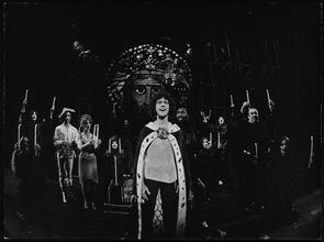 ["Pippin" theater still.]