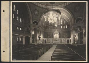 Holy Trinity R.C. Church.