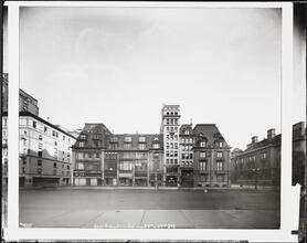 [East Side of Fifth Ave. from 58th to 57th Sts.]